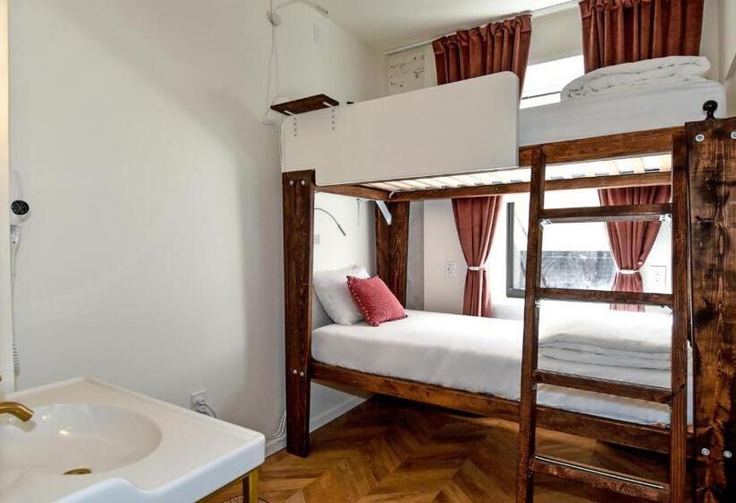 호스텔 Highroad Washington Dc