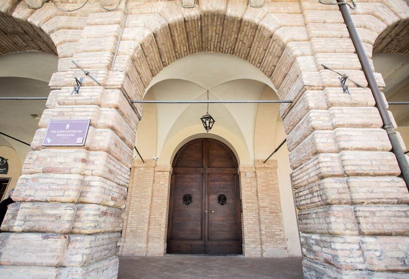 مسافرخانه Palazzo Gentili