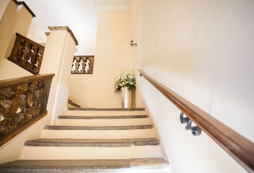 مسافرخانه Palazzo Gentili