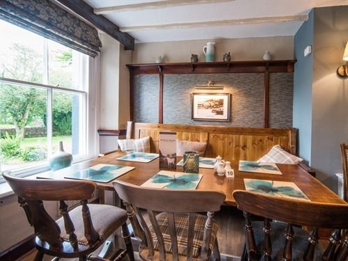 簡易ホテル The White Mare