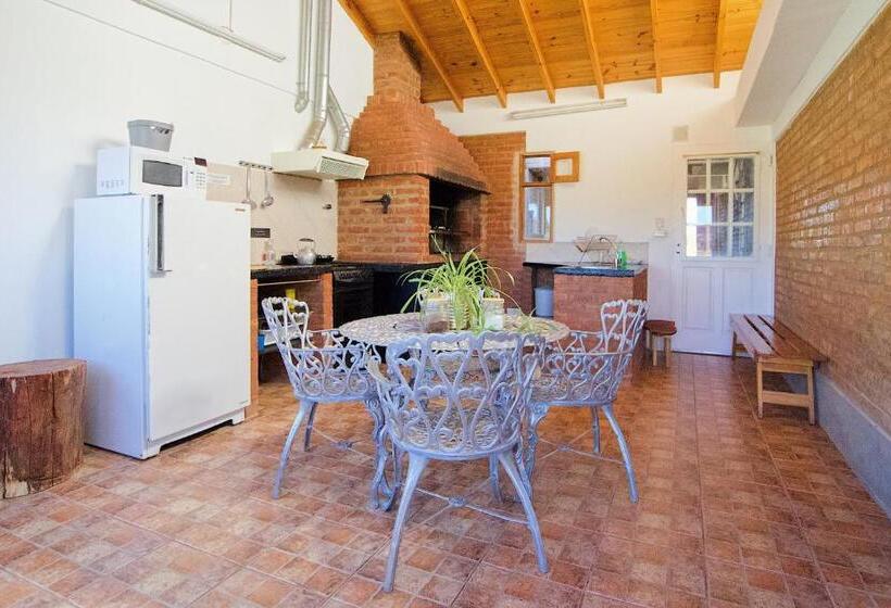 Hostel Aves Del Lago