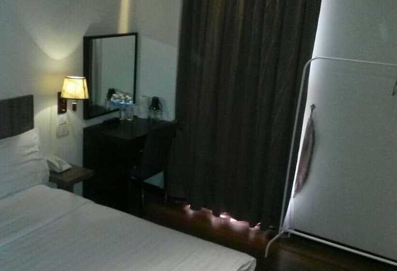 9 Square Hotel   Bangi