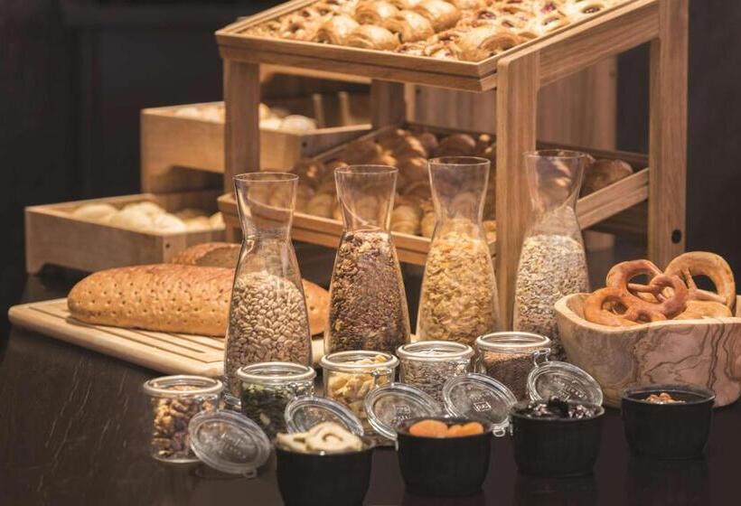 Adina Apartment Hotel Nuremberg