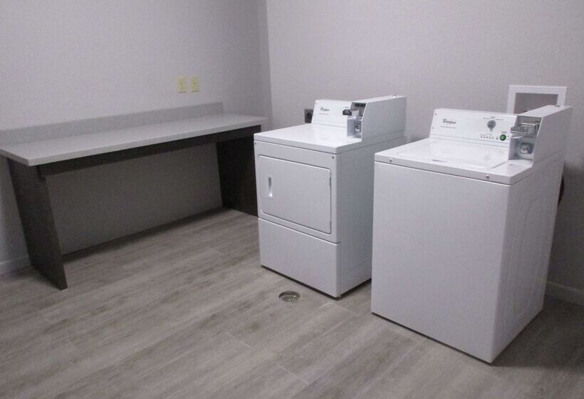 호텔 Best Western Plus Lonestar Inn & Suites