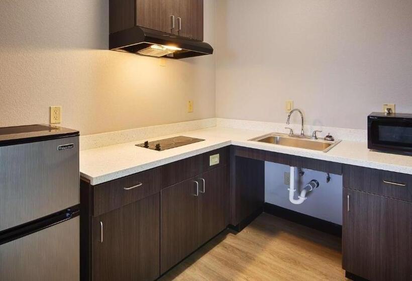 호텔 Best Western Plus Lonestar Inn & Suites