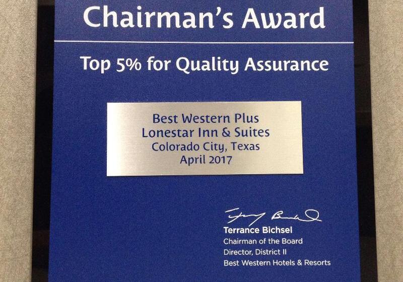 호텔 Best Western Plus Lonestar Inn & Suites