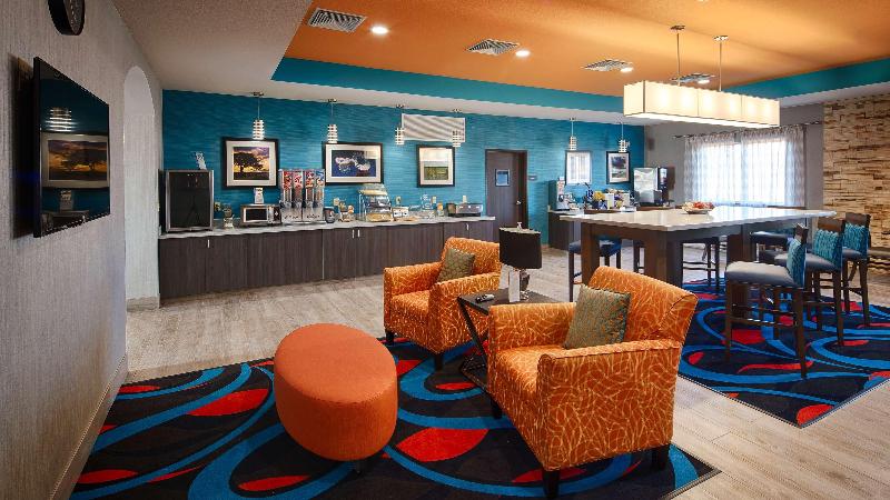 호텔 Best Western Plus Lonestar Inn & Suites