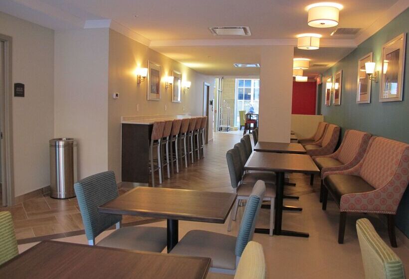 Best Western Plus Hotel Montreal