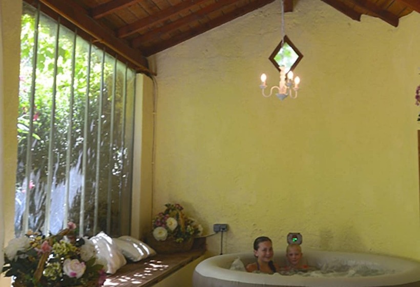 فندق Chateau Du Puits Es Pratx