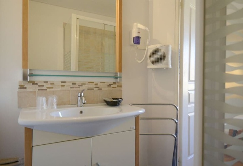 فندق Chateau Du Puits Es Pratx