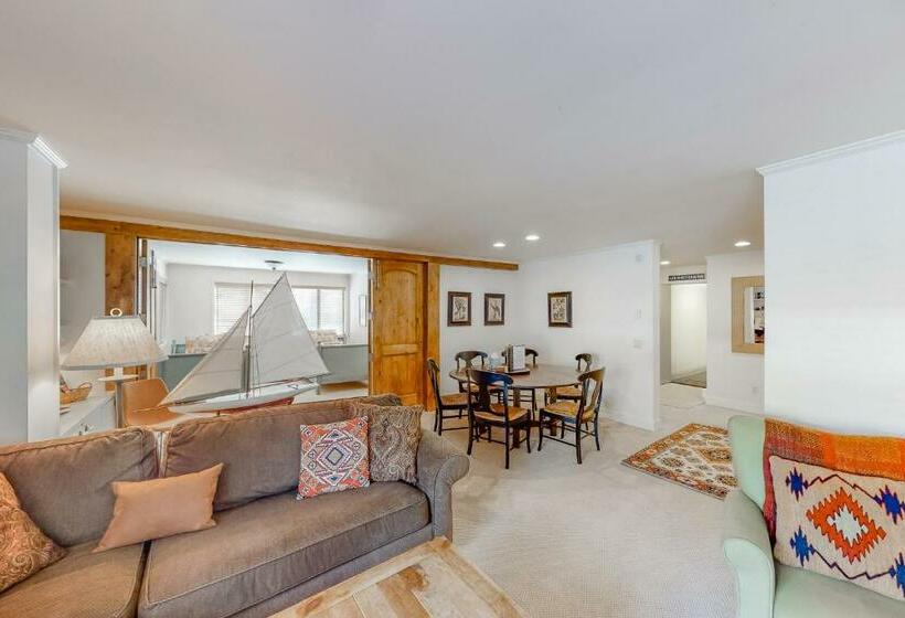 בית מלון כפרי Cottonwood By Resortquest