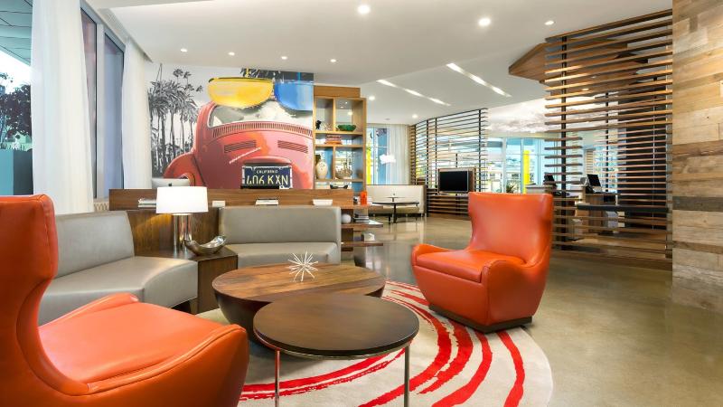 فندق Courtyard By Marriott Santa Monica