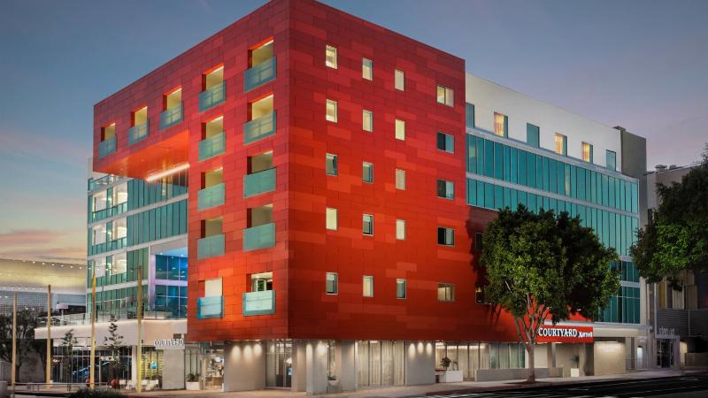 فندق Courtyard By Marriott Santa Monica