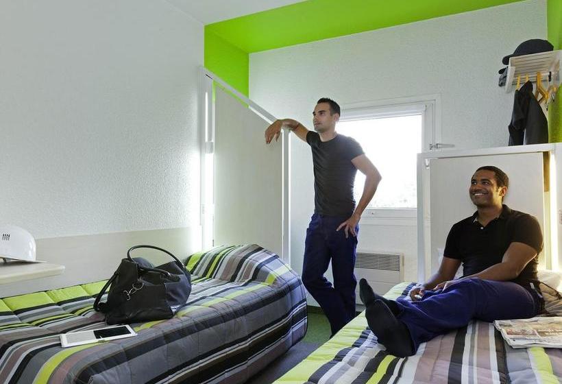 בית מלון כפרי F1 Limoges