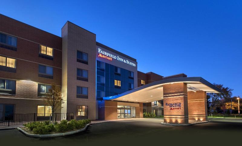 Отель Fairfield Inn & Suites By Marriott Syracuse Carrier Circle