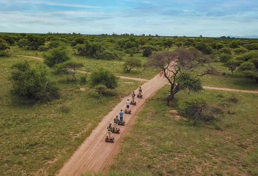 فندق Finfoot Lake Reserve By Dream Resorts