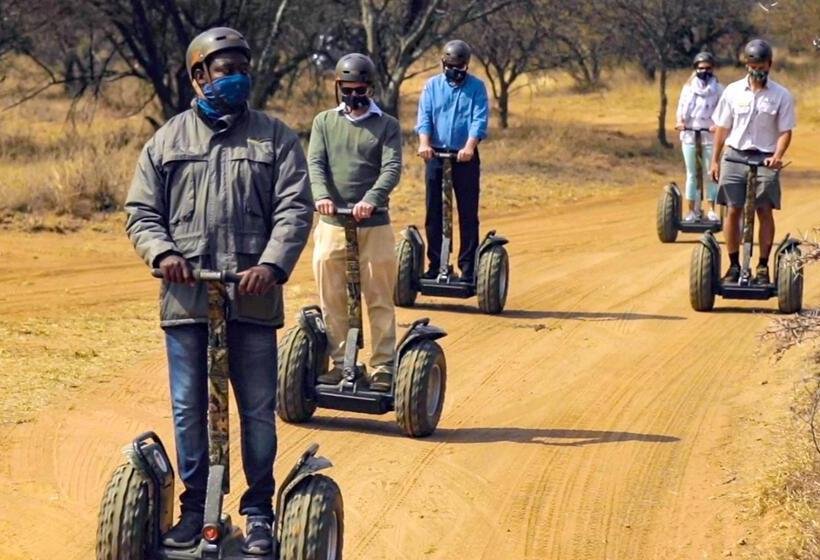 فندق Finfoot Lake Reserve By Dream Resorts