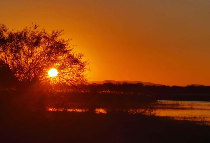 فندق Finfoot Lake Reserve By Dream Resorts