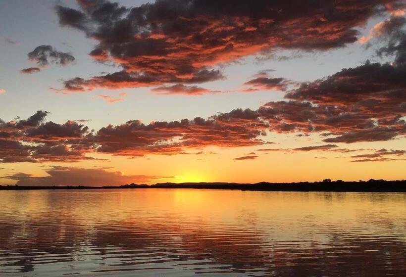 فندق Finfoot Lake Reserve By Dream Resorts