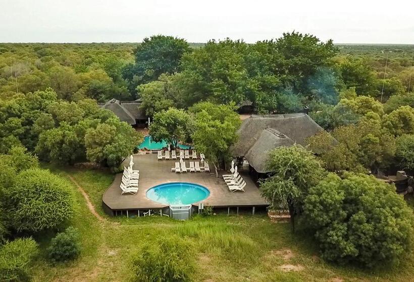 בית מלון כפרי Finfoot Lake Reserve By Dream Resorts