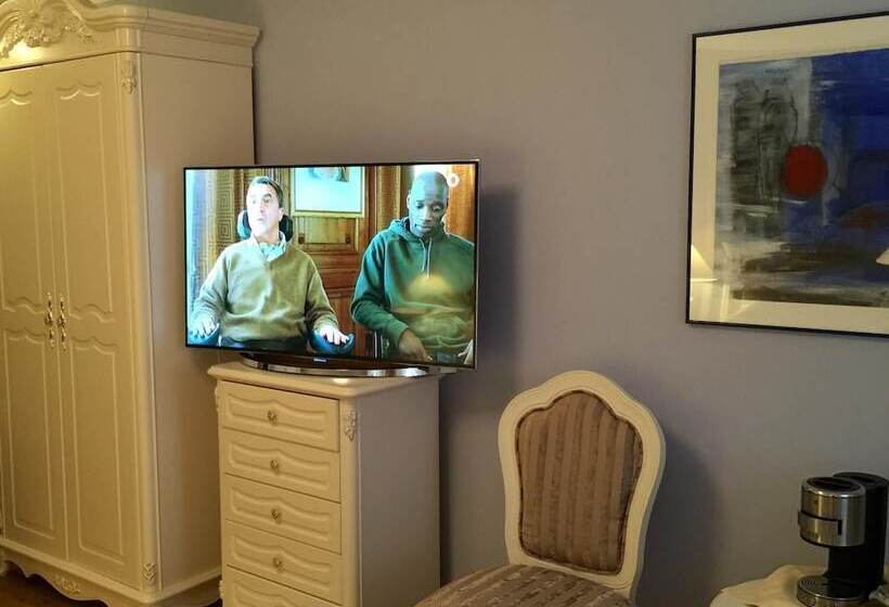 Отель Grambauers Kalit