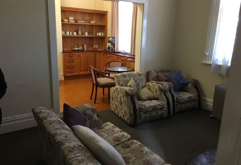 בית מלון כפרי Great Central