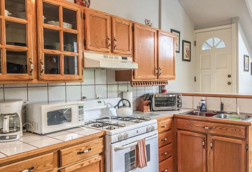 בית מלון כפרי Hale Nahele