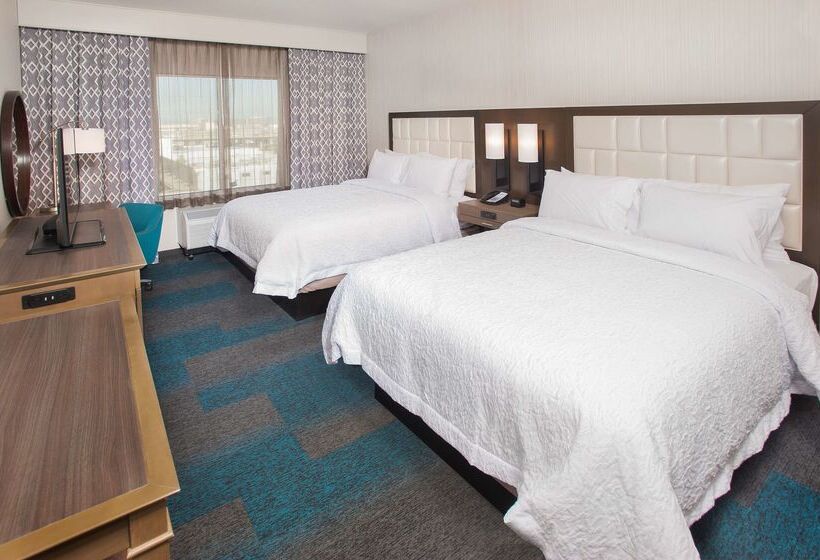 호텔 Hampton Inn & Suites Lax El Segundo