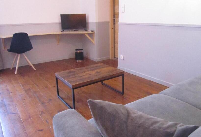 فندق Hôtel Restaurant Le Saint Marc