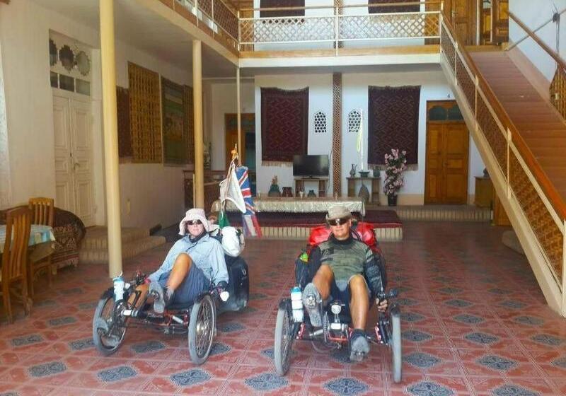 Islambek Hotel & Travel