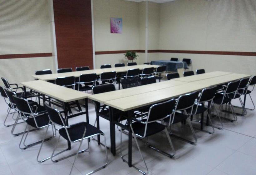 ホテル Jinjiang Inn Linyi Tongda Road