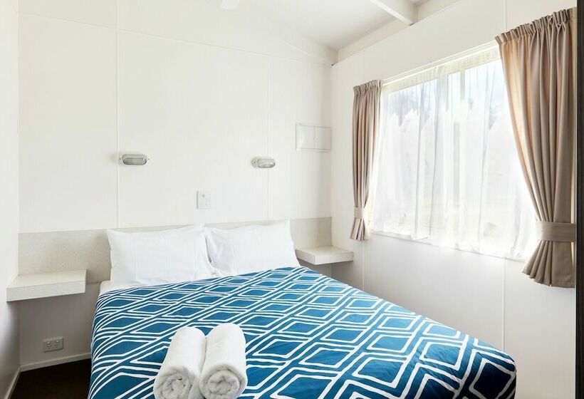 فندق Kennett River Family Caravan Park