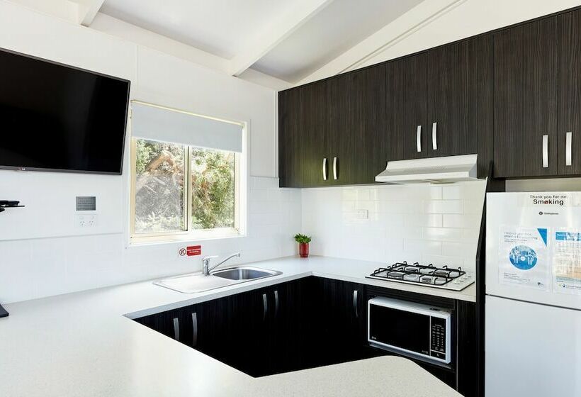 فندق Kennett River Family Caravan Park