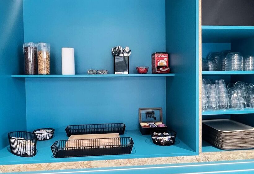 ホテル Kyriad Direct Nevers Nord  Varennes Vauzelles