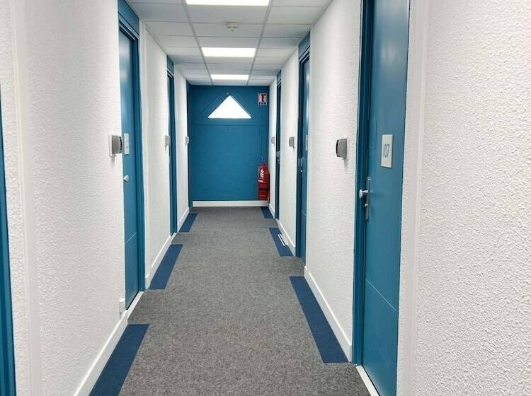 ホテル Kyriad Direct Nevers Nord  Varennes Vauzelles