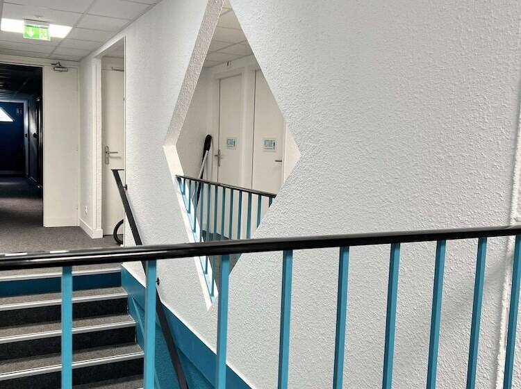 ホテル Kyriad Direct Nevers Nord  Varennes Vauzelles