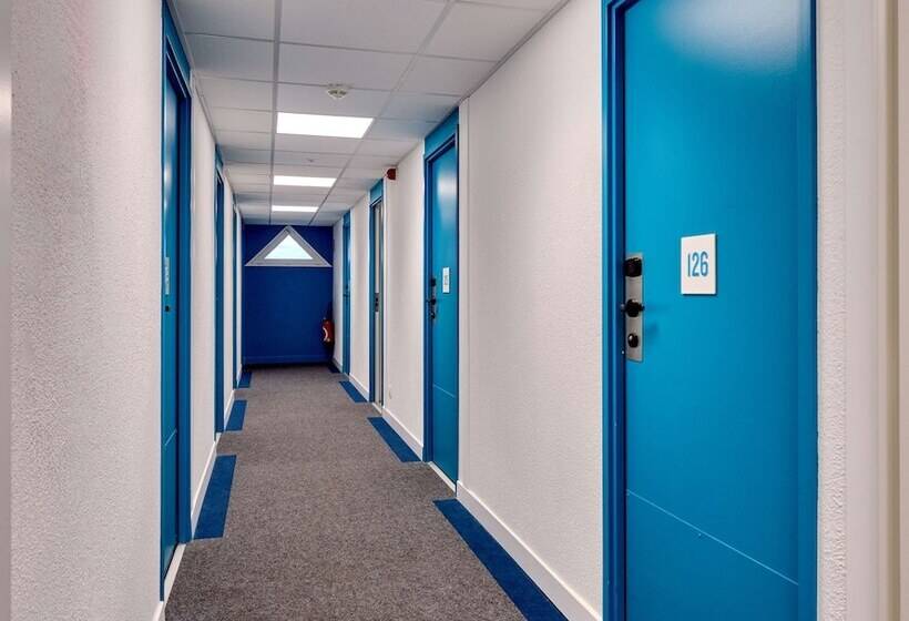 ホテル Kyriad Direct Nevers Nord  Varennes Vauzelles