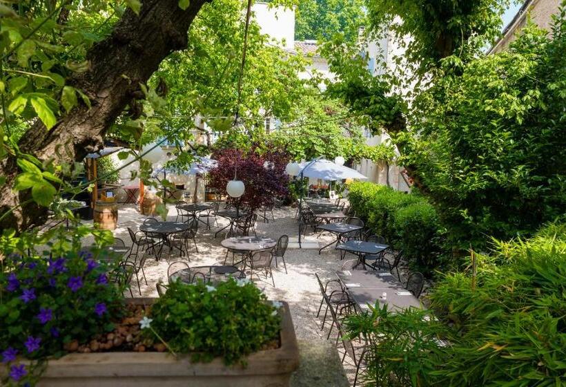 Отель La Margelle