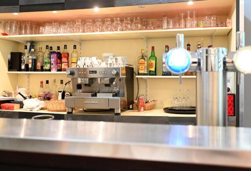 فندق Le Marintan