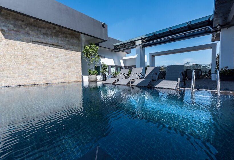 בית מלון כפרי Naki Suites @ Silvertown