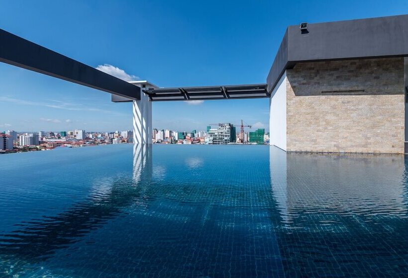 בית מלון כפרי Naki Suites @ Silvertown