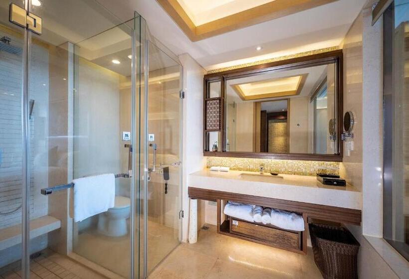 בית מלון כפרי Hnti·narada Sanya Bay Resort