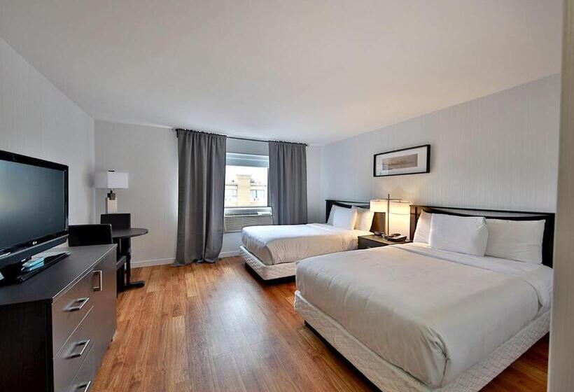 ホテル Newstar Montreal