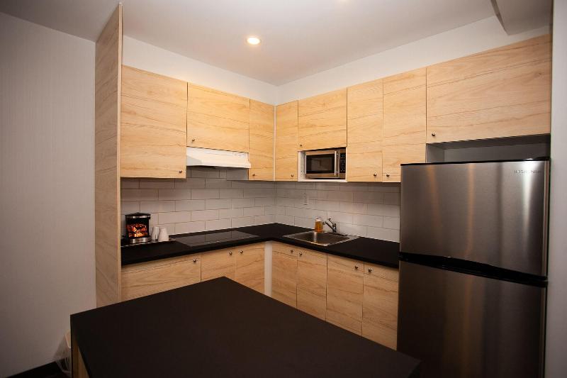 ホテル Newstar Montreal