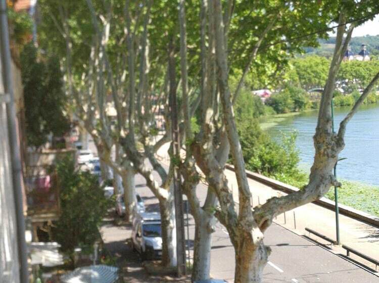 בית מלון כפרי ô Petit Nice