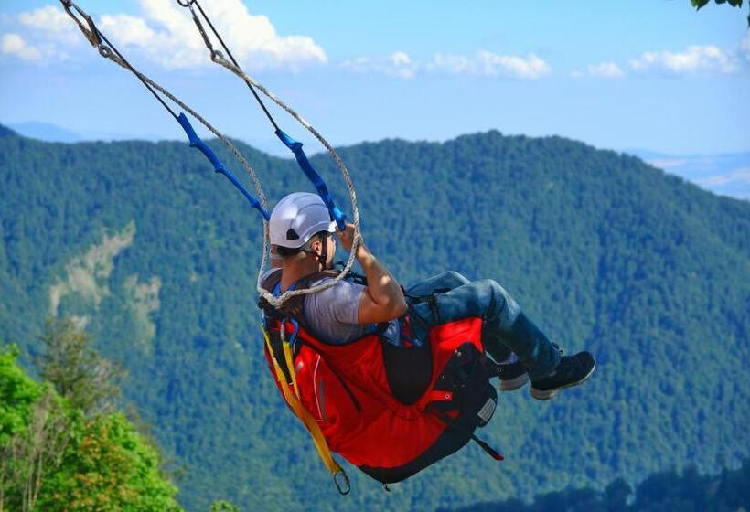 هتل Qafqaz Tufandag Mountain Resort