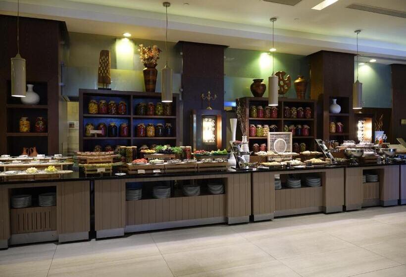 هتل Qafqaz Tufandag Mountain Resort