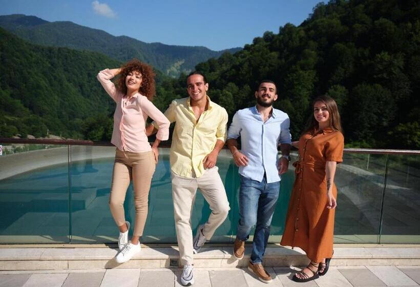 هتل Qafqaz Tufandag Mountain Resort