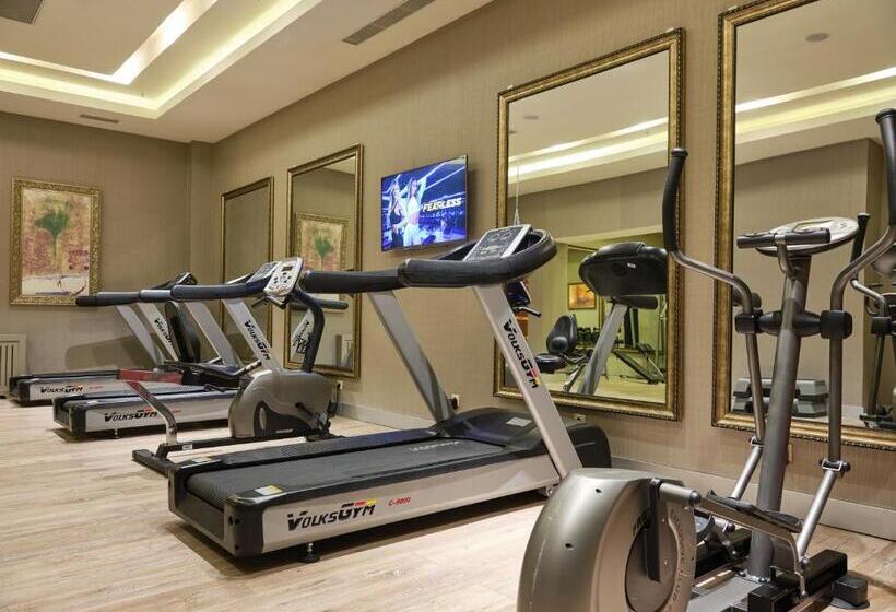 هتل Qafqaz Tufandag Mountain Resort