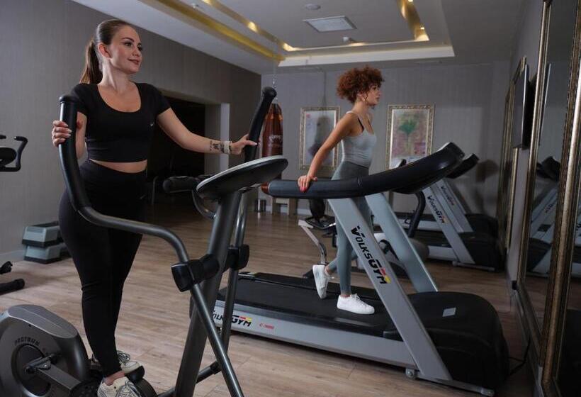 هتل Qafqaz Tufandag Mountain Resort